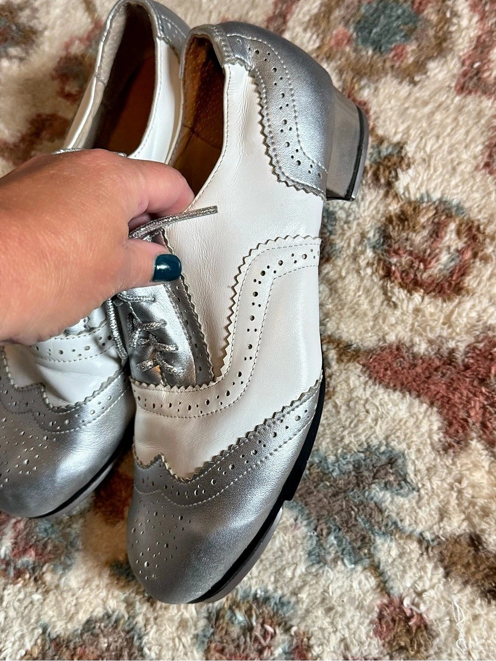 Capezio Roxy Tap Shoe Silver & White Heels dance show 43 w 9.5/10 w 11/12